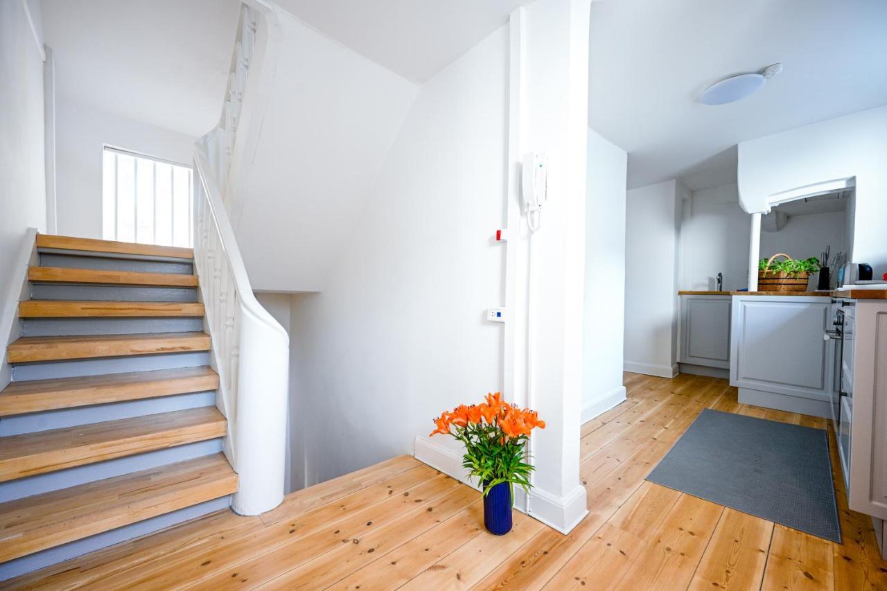 קופנהגן Sanders Central - Dreamy Three-Bedroom Apartment In The Middle Of It All מראה חיצוני תמונה